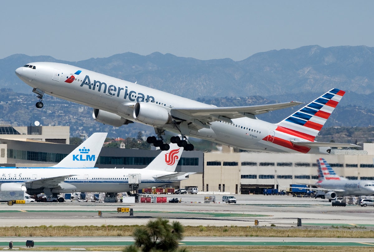 American Airlines 777 at LAX