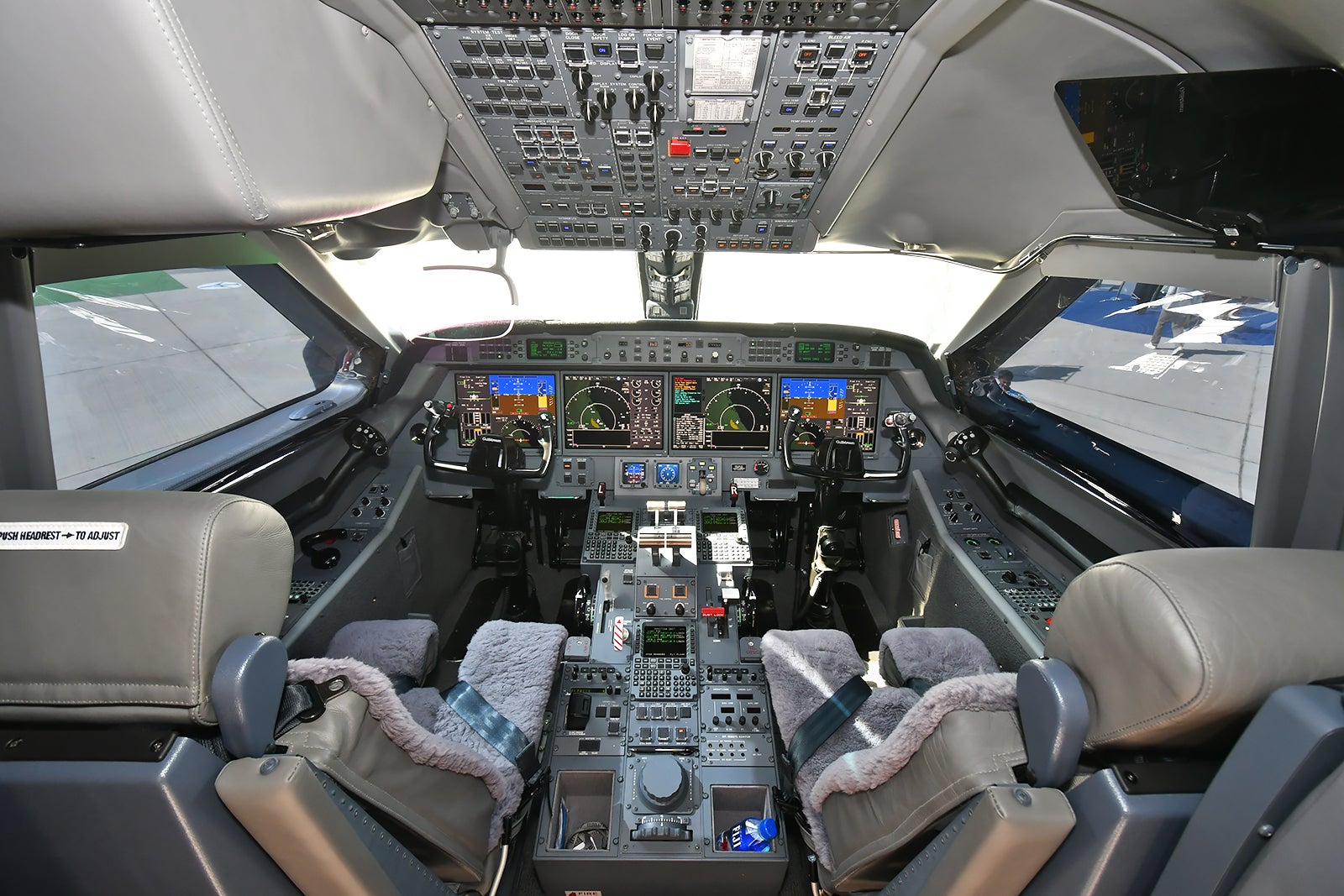 A Gulfstream business jet cockpit