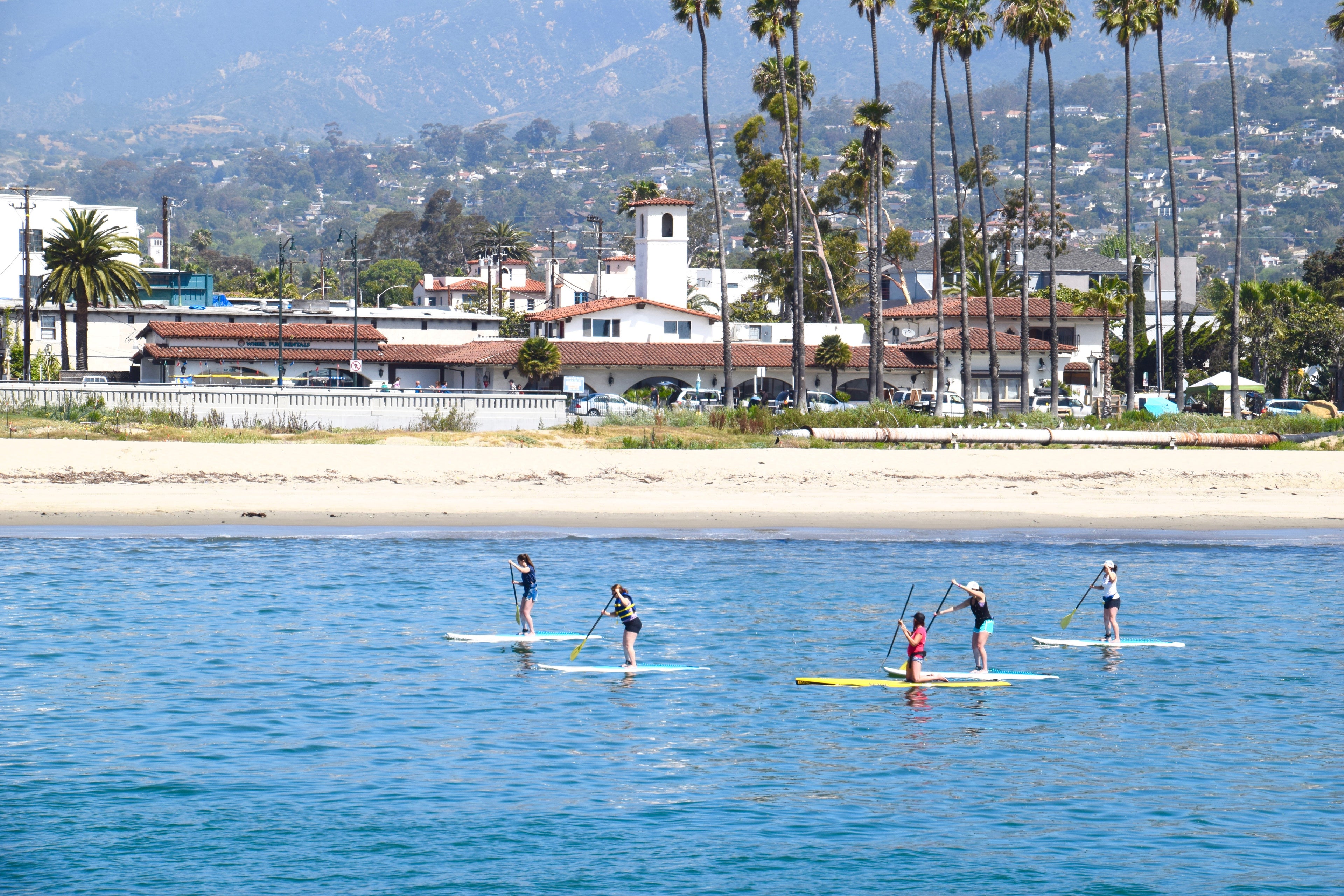 paddleboarders Santa Barbara Stearns Wharf