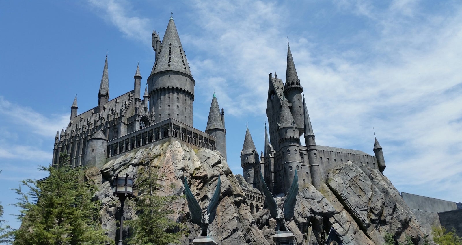 Hogwarts_-_Wizarding_World_of_Harry_Potter_-_Hollywood-2