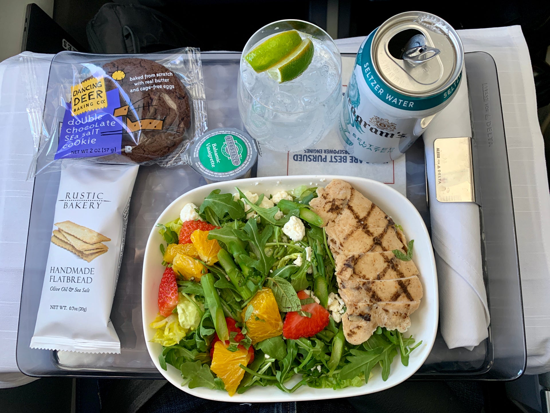 We Tried Delta's First Class Meal PreSelection — Here's How it Works