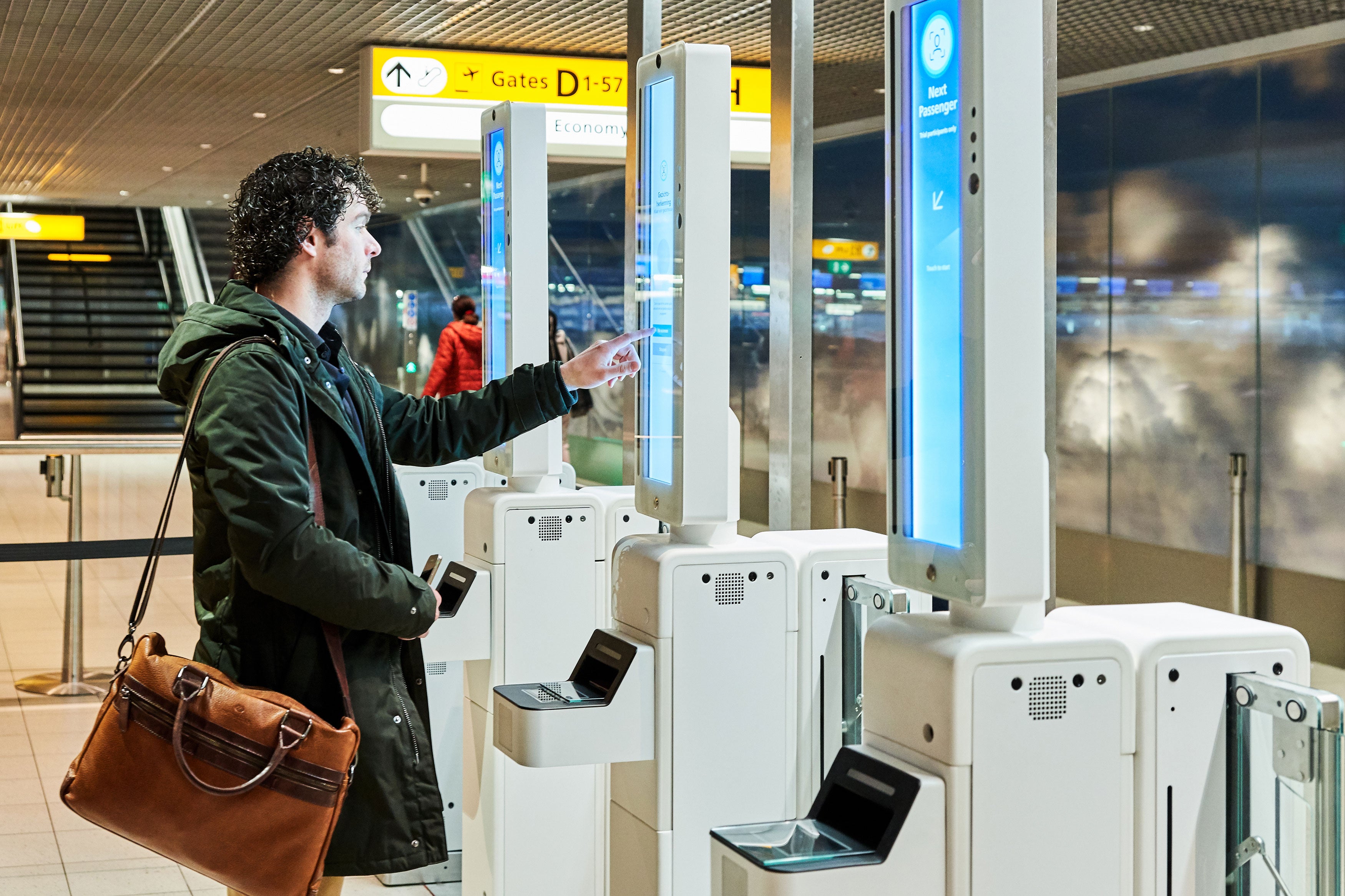 Seamless Flow: Facial Recognition Being Tested at One of Europe's Busiest  Airports - Edenspiekermann