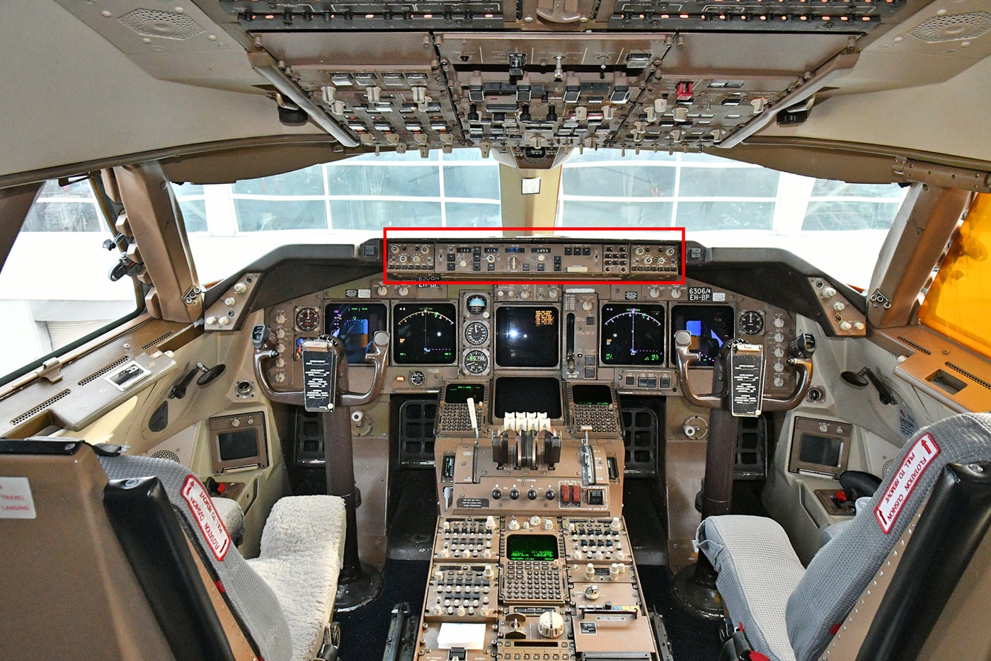 Meet When Do Airline Pilots Turn on the Autopilot? The Points Guy