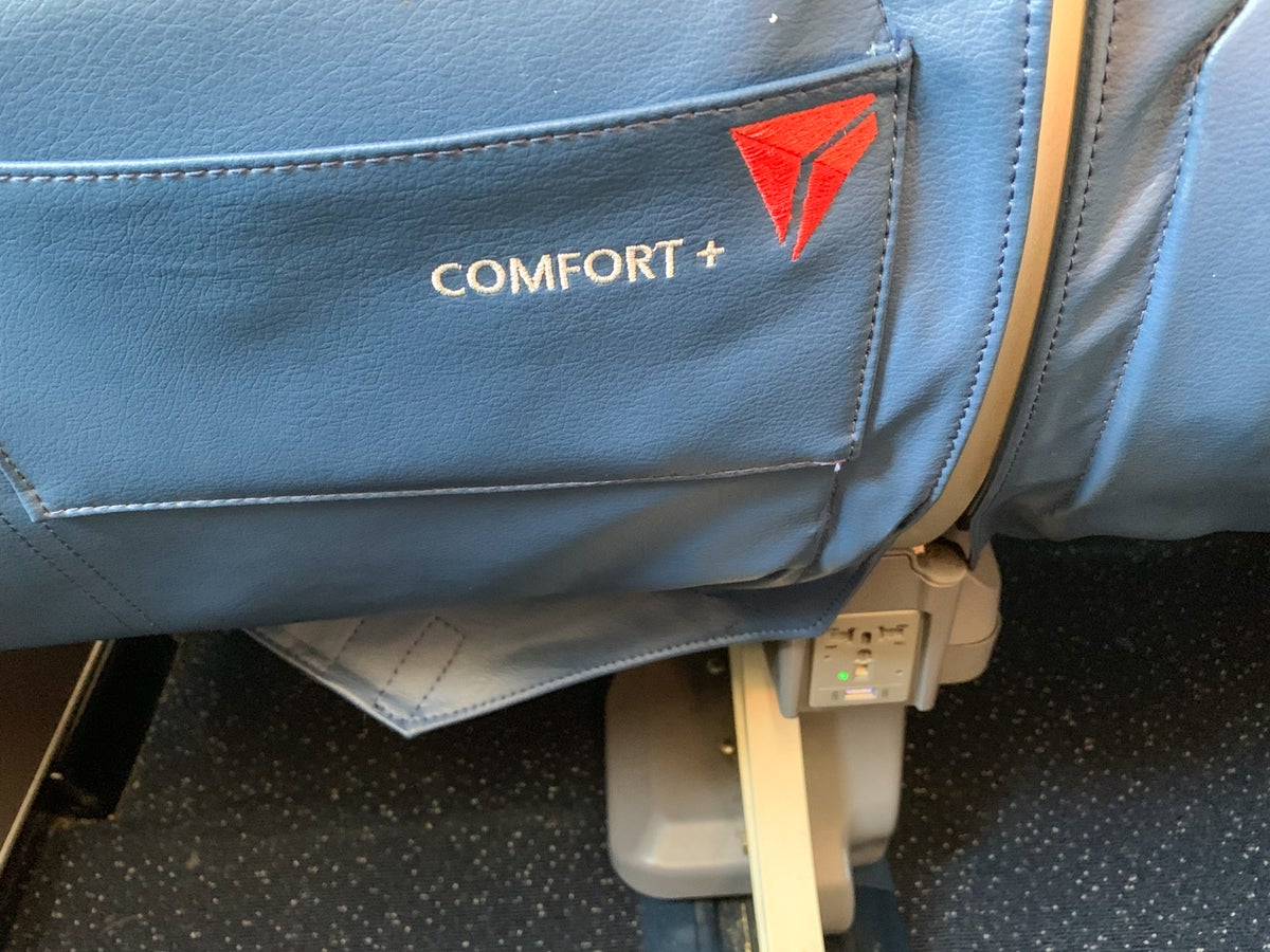 Review Delta Comfort On The A321 From Lga To Mco The Points Guy 2589