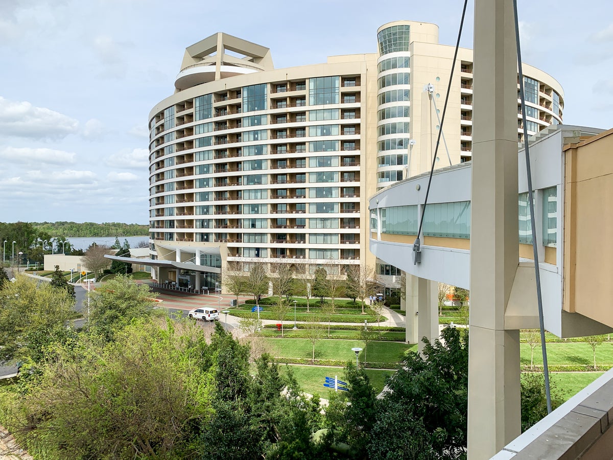 Review: Bay Lake Tower at Disney's Contemporary Resort - The Points Guy