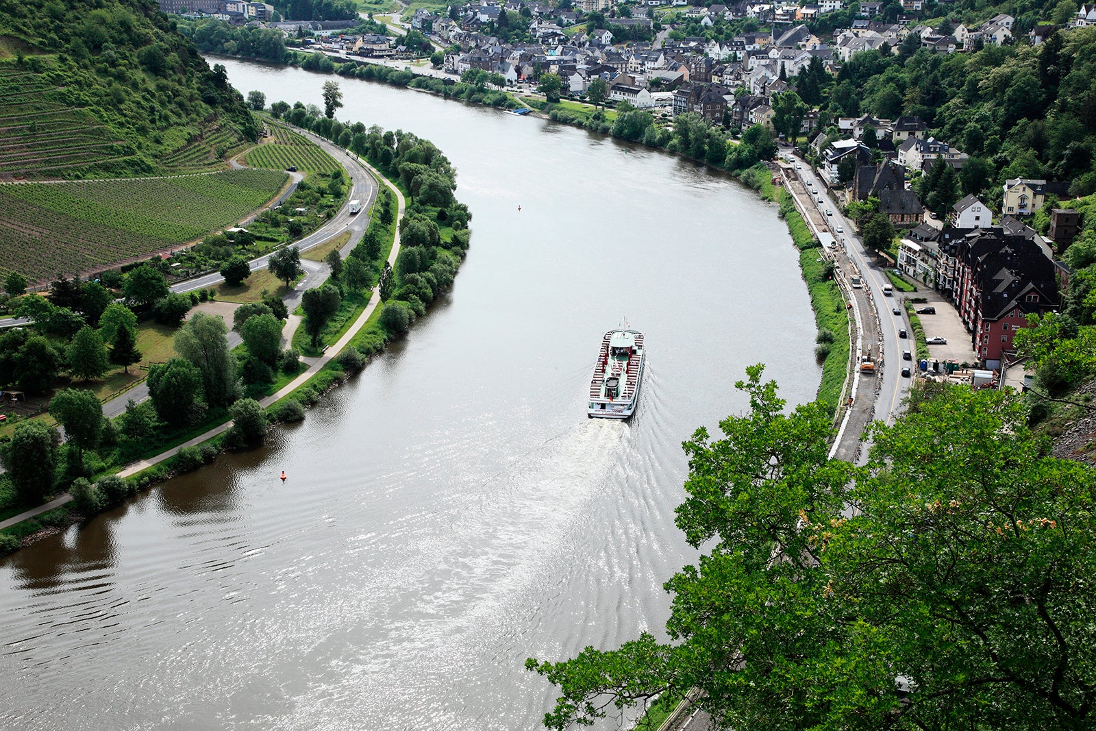 Germany.  River Moselle at Cochem.  View