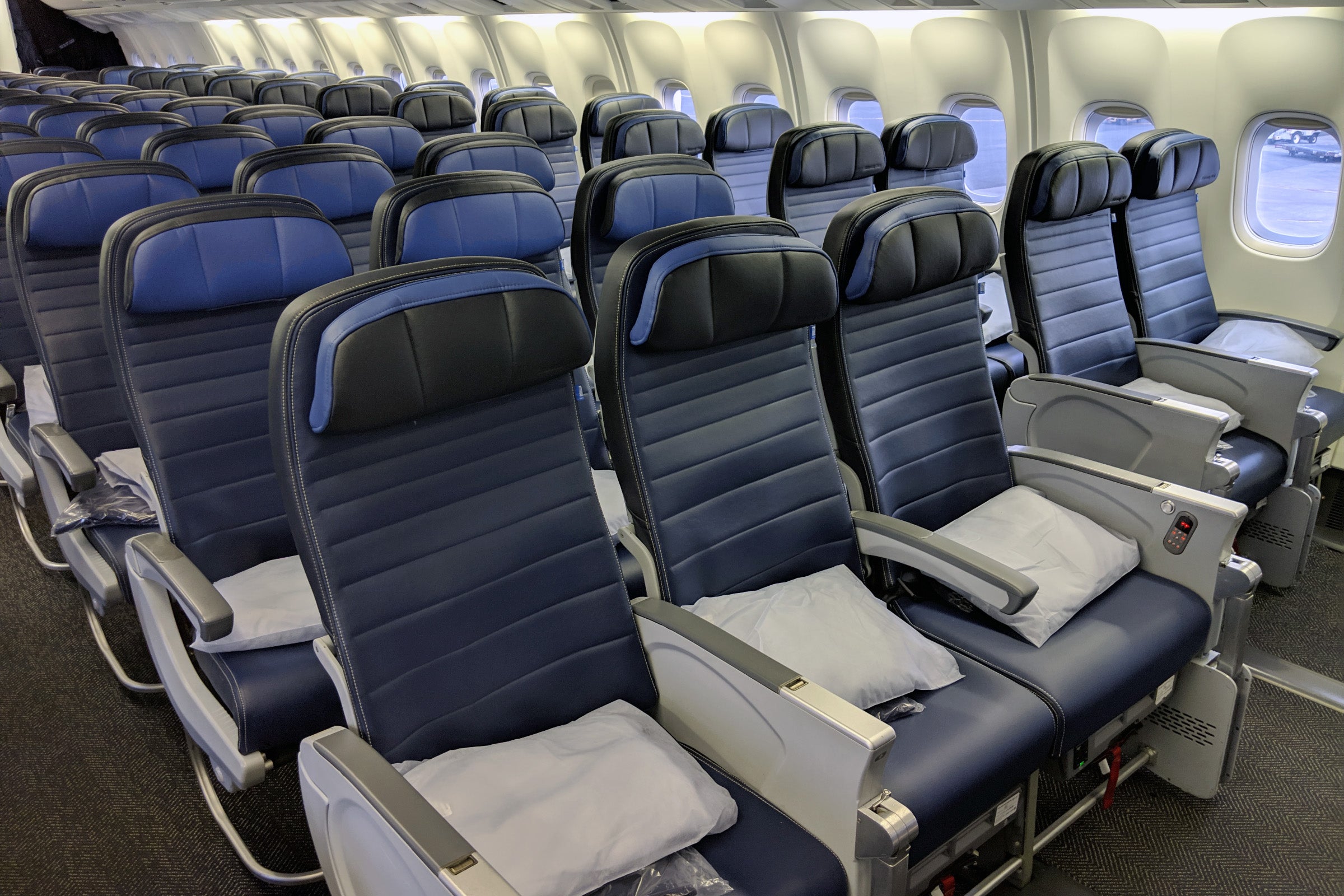 First look: JFK-SFO on United. What United brings to the table on the ...