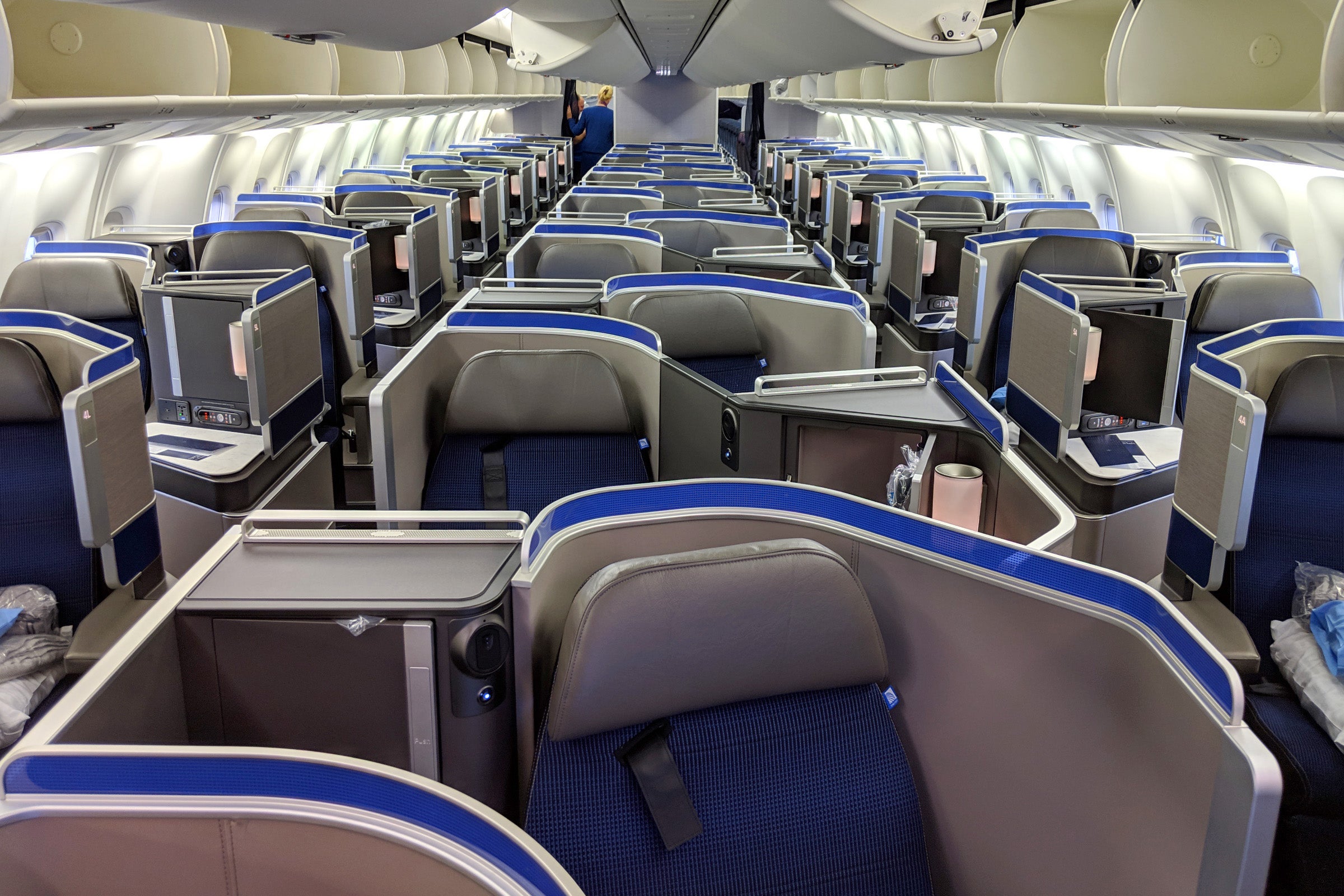 United Boeing 767-300ER Polaris Business class