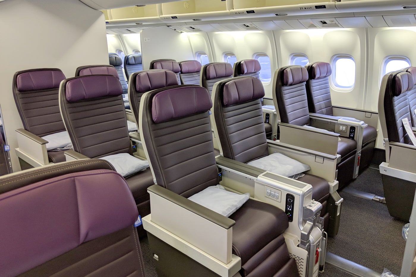 United Boeing 767 Business Class Seats