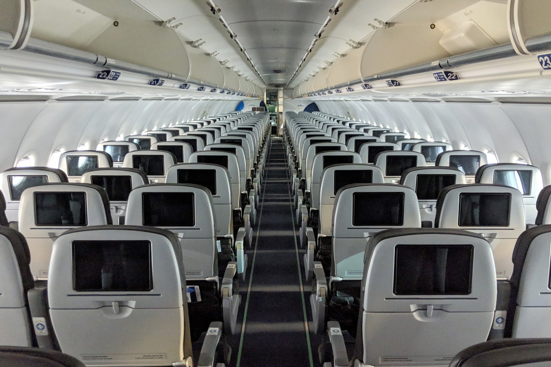 JetBlue Schedule Extended Through Jan. 8, 2020, Thanksgiving ...