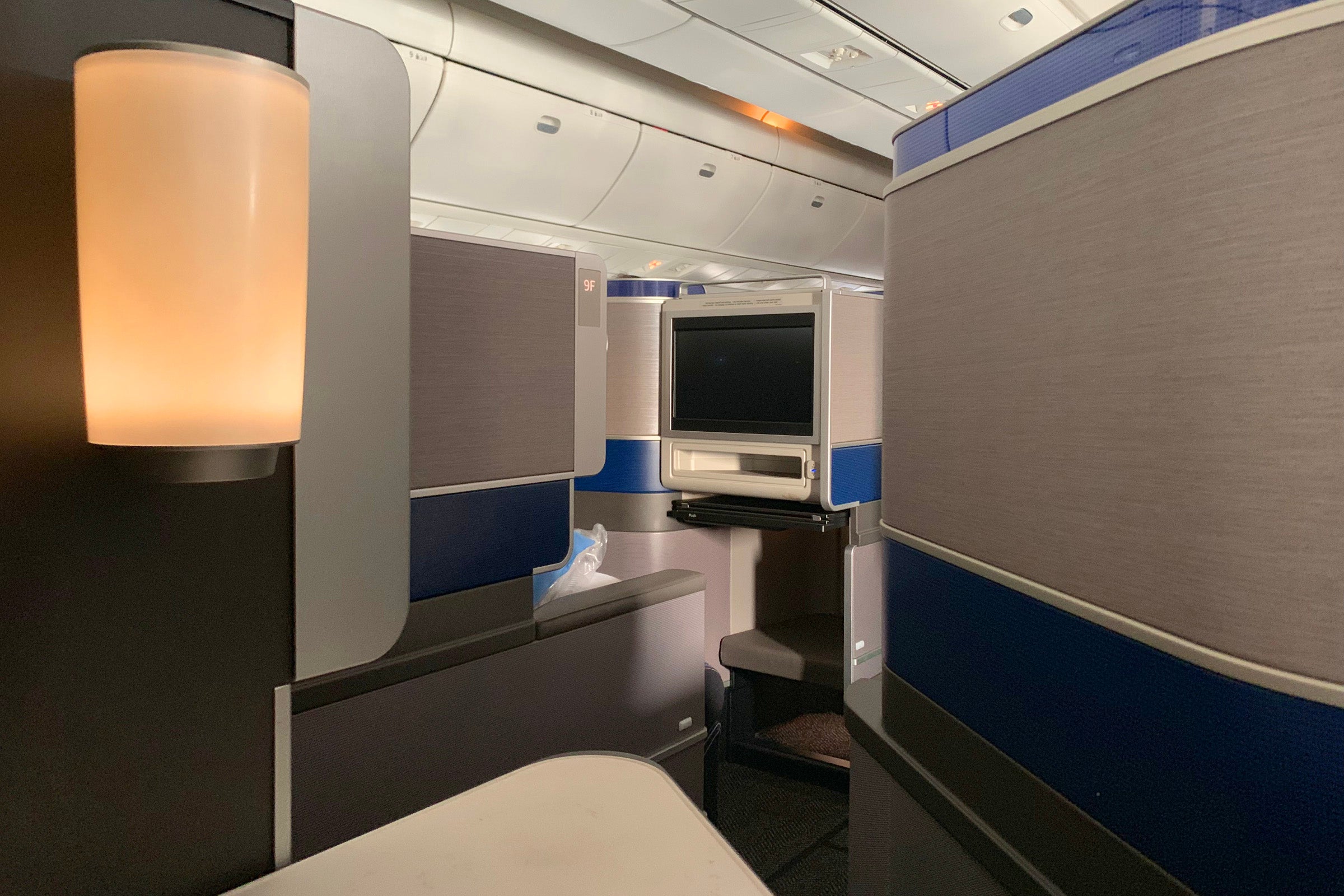 United 767-300 High-J Polaris Review ZH