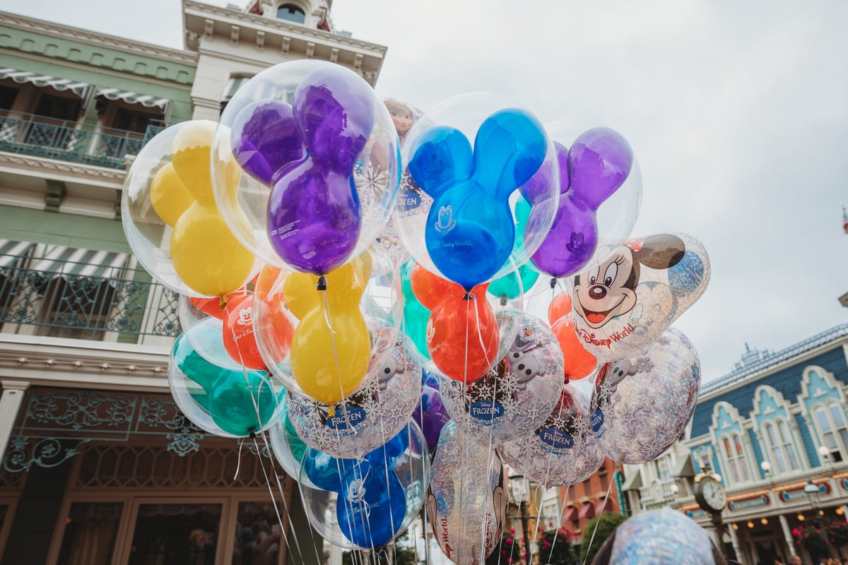 How To Get A Reservation To Enter A Disney World Theme Park Until At 