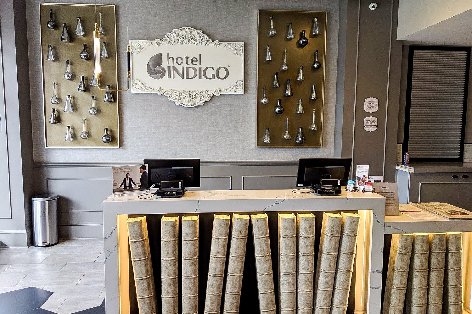 Hotel Indigo Birmingham front desk