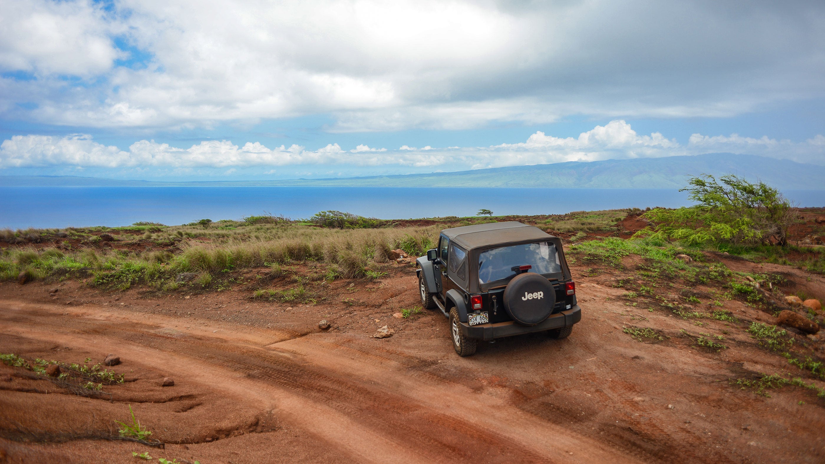 lanai-hawaii-off-road-vehicle-car-jeep-island-beach-hero-16-9
