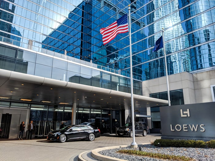 Review Loews Chicago Hotel