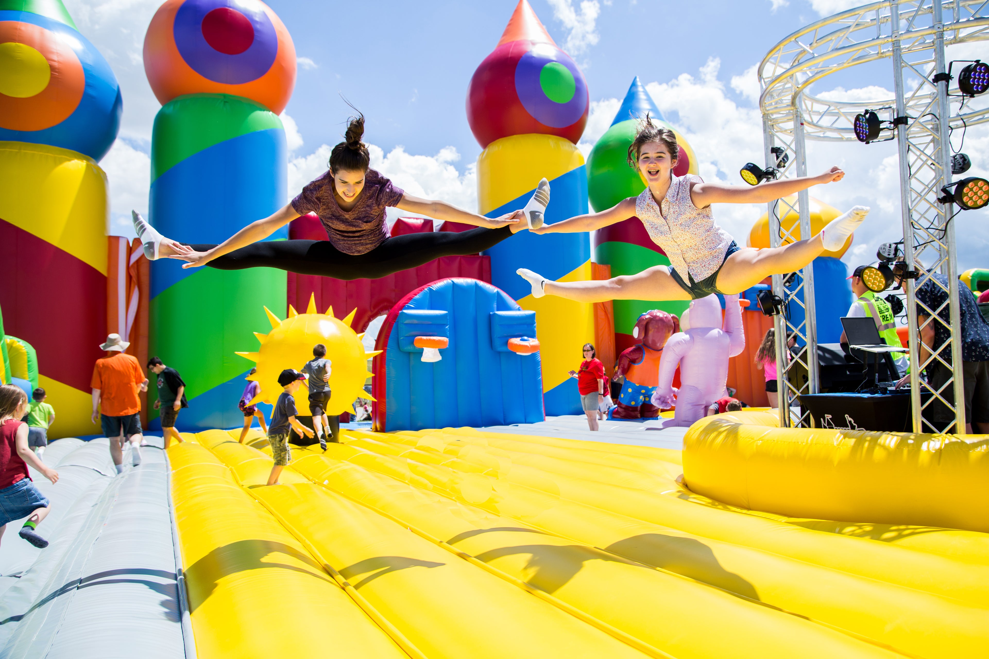 get-your-bounce-on-the-world-s-largest-bounce-house-is-going-on-tour