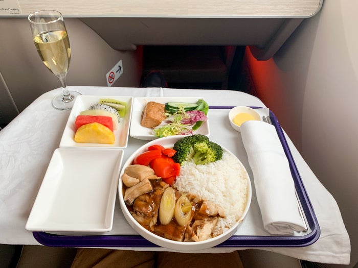 Review: China Eastern 787 Dreamliner Business Class