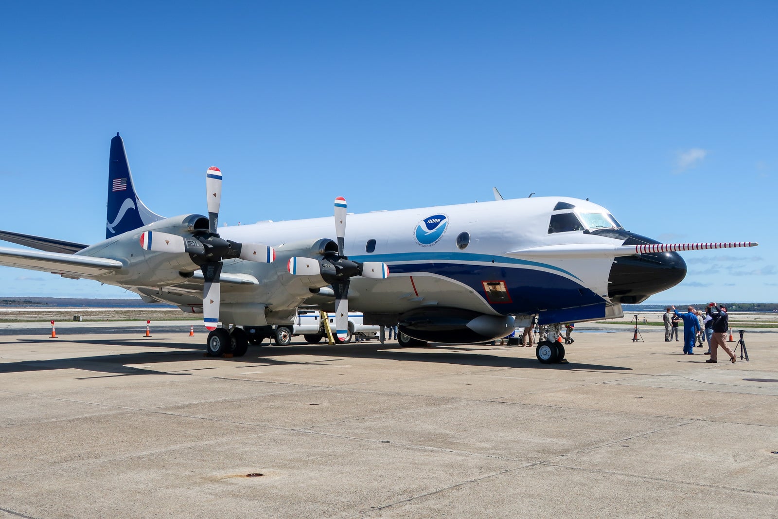 Storm chasers: Take a rare look inside 2 ‘hurricane hunter’ aircraft