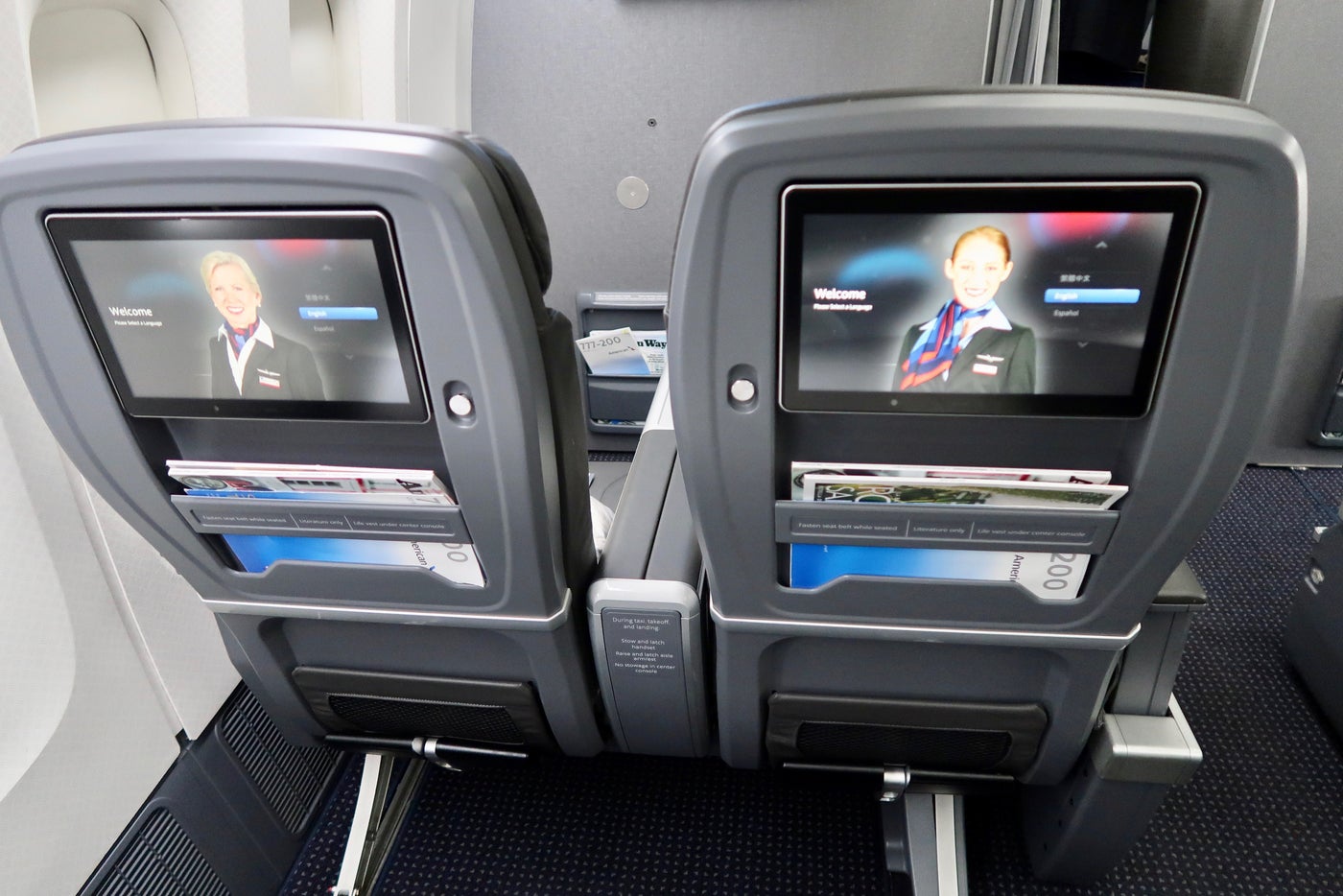 Review: American Airlines 777-200ER Premium Economy JFK-LHR