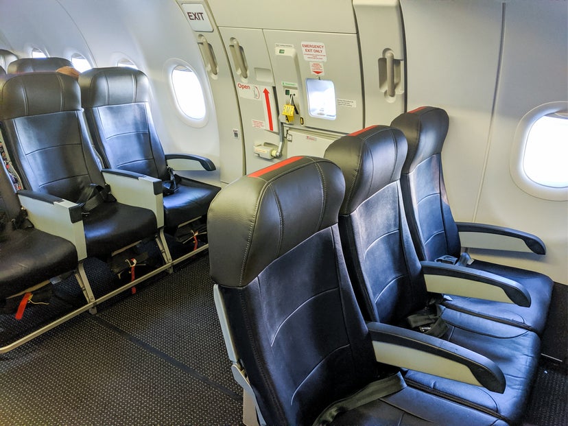 Review: American Airlines A321 (LUS) Economy - PHL to LAX - The Points Guy