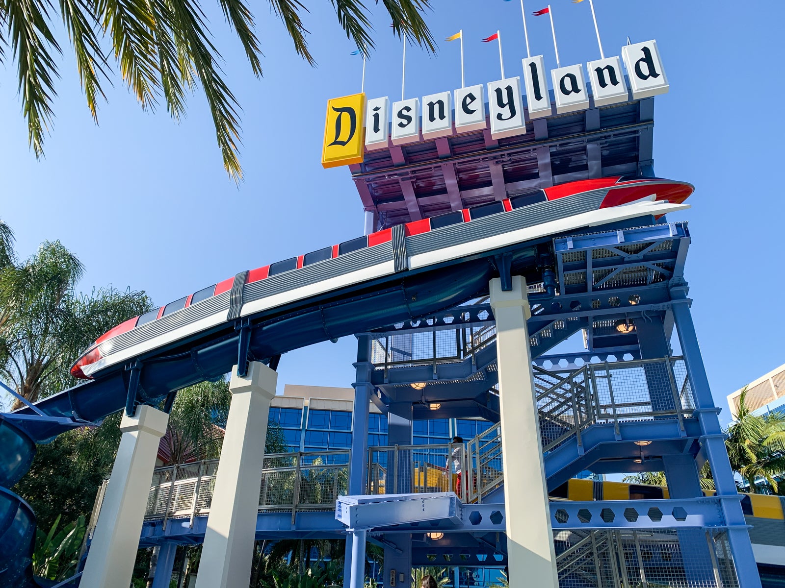 What a Disneyland Vacation Costs on 3 Budgets The Points Guy