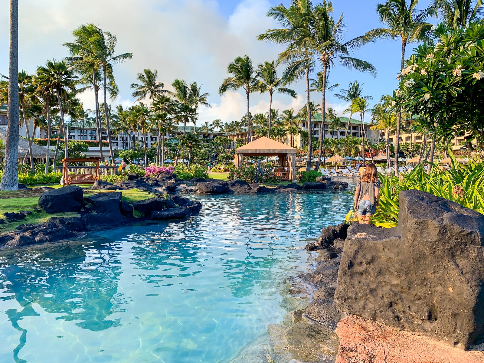 How to buy a day pass to top resorts – and their pools - The Points Guy