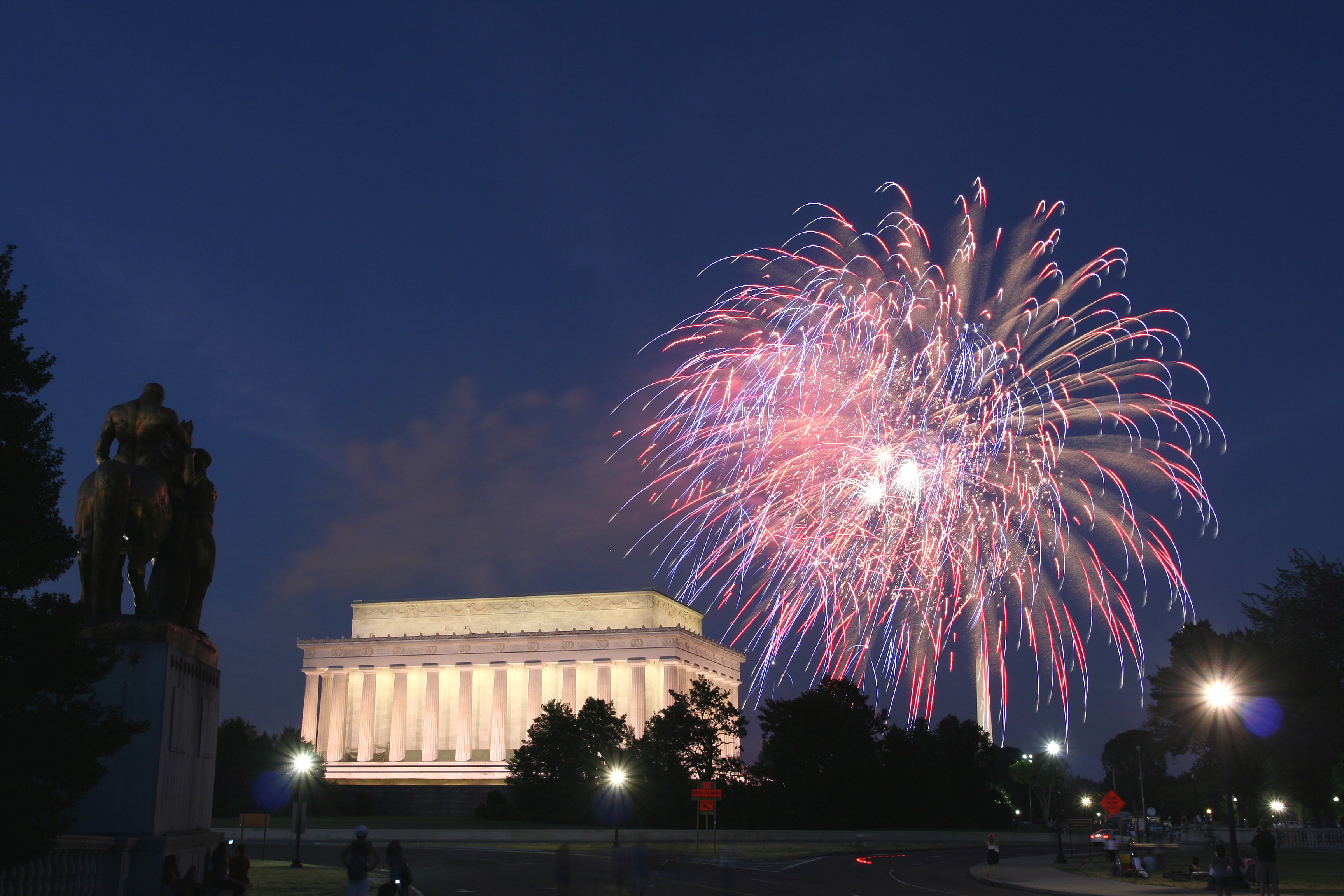 Bold fireworks, above the Lincoln Memorial in Washington, DC