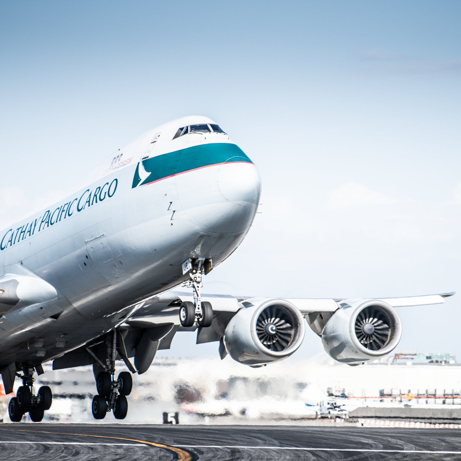 Cathay-Pacific-747-8F