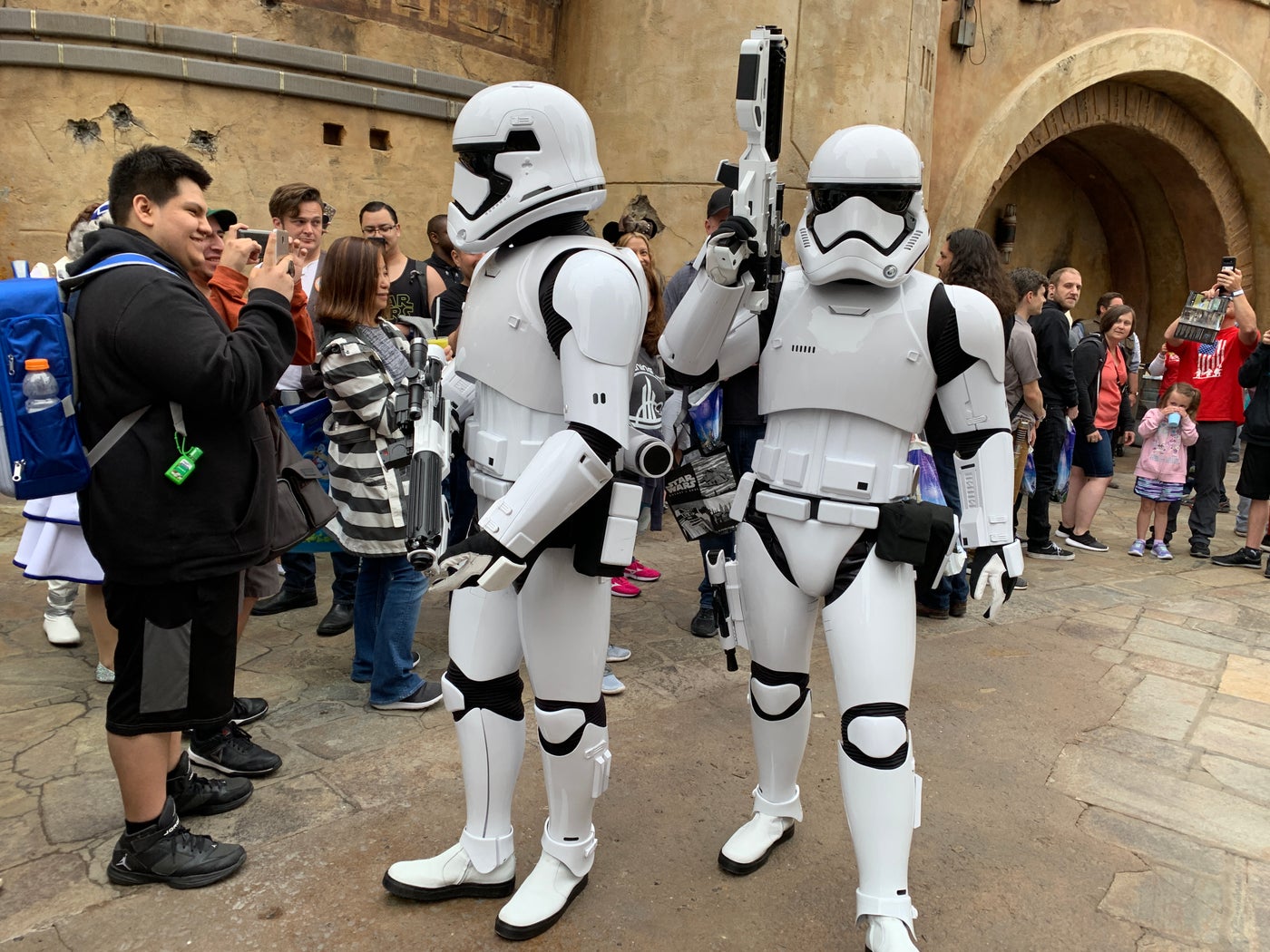 stormtroopers galaxy's edge