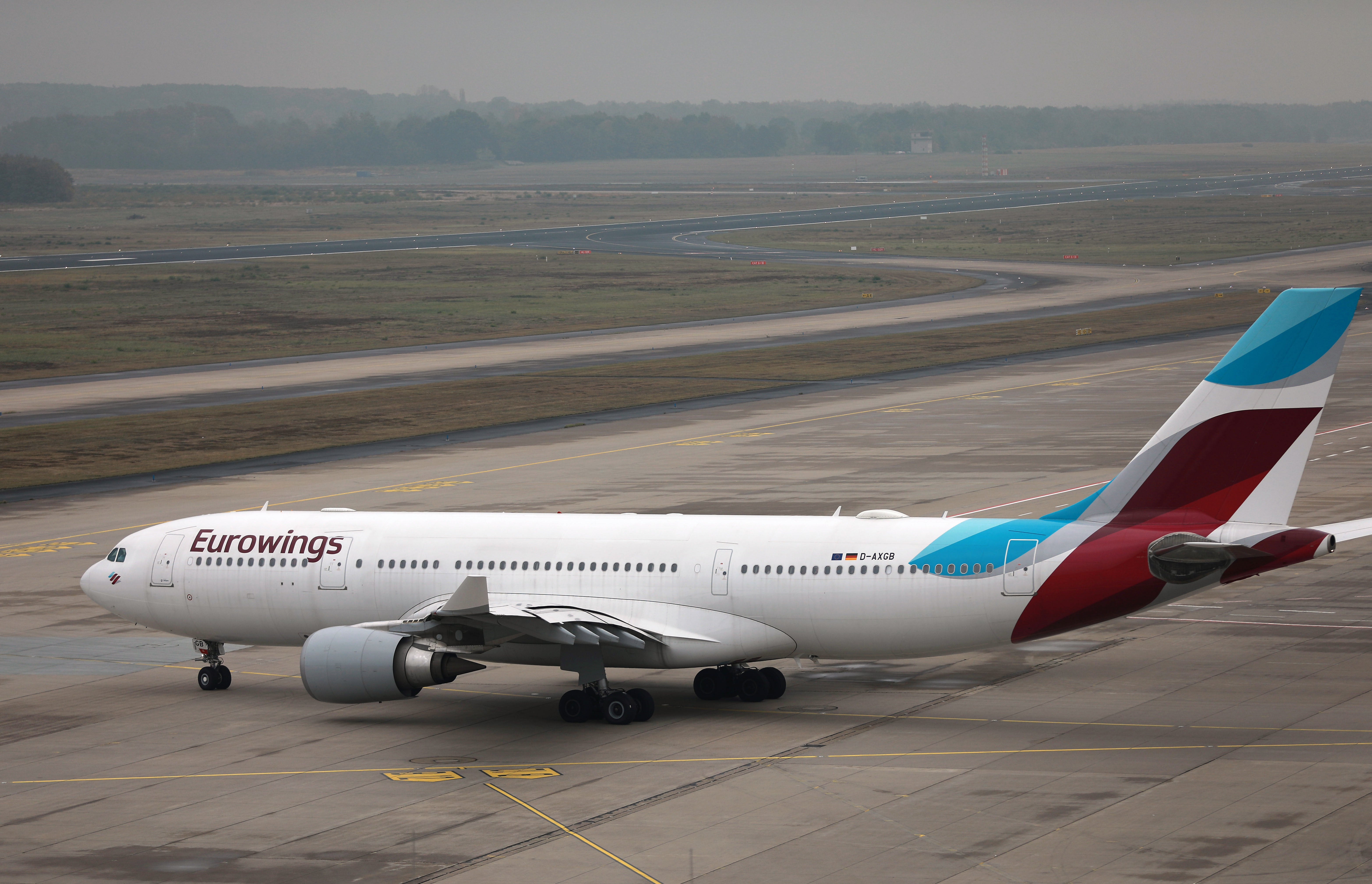 Airbus a330-200 Eurowings. Iberia :Airbus а330-200. Самолет Eurowings.