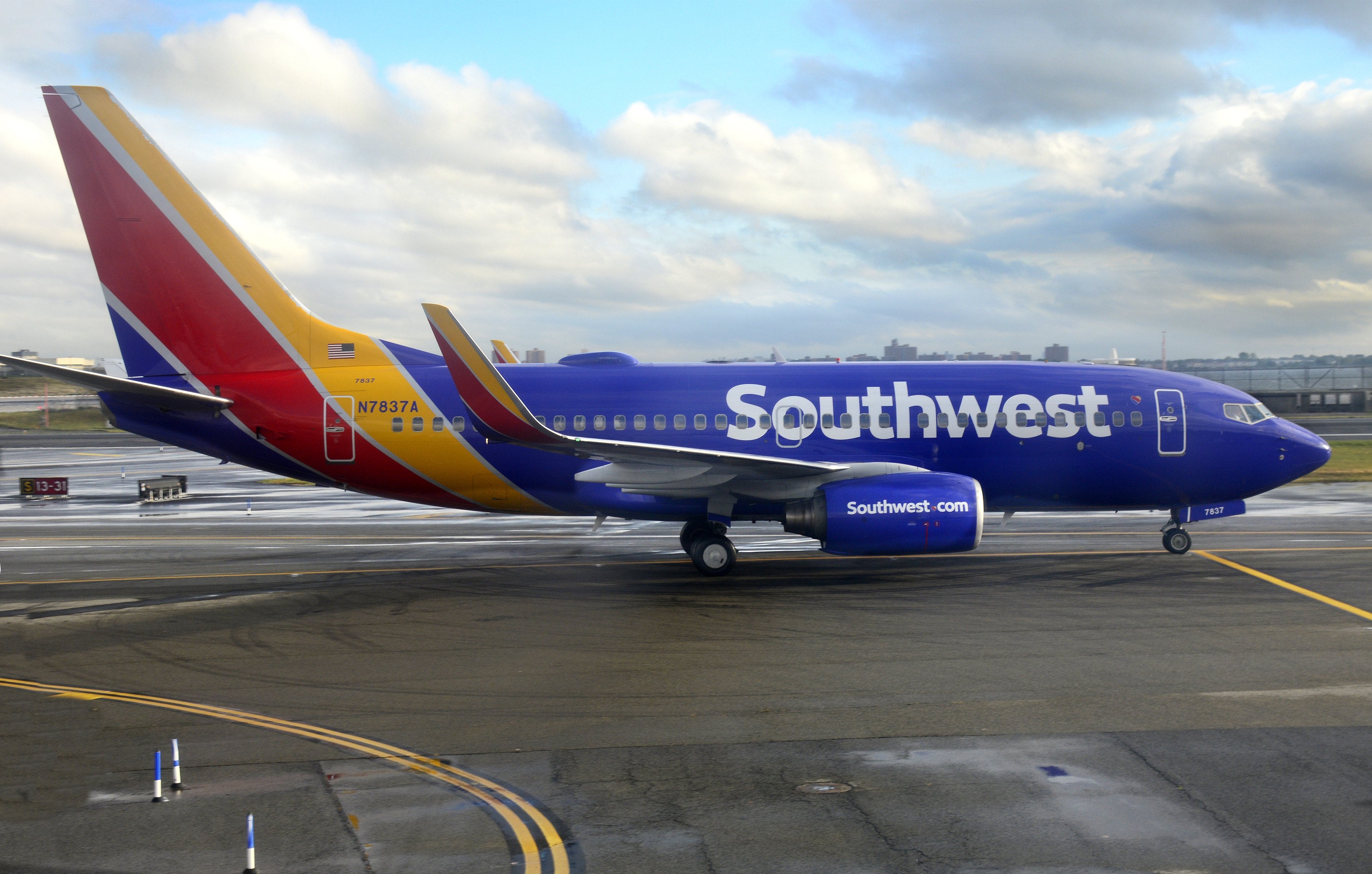 Southwest Airlines will require vaccines over pilot union objections