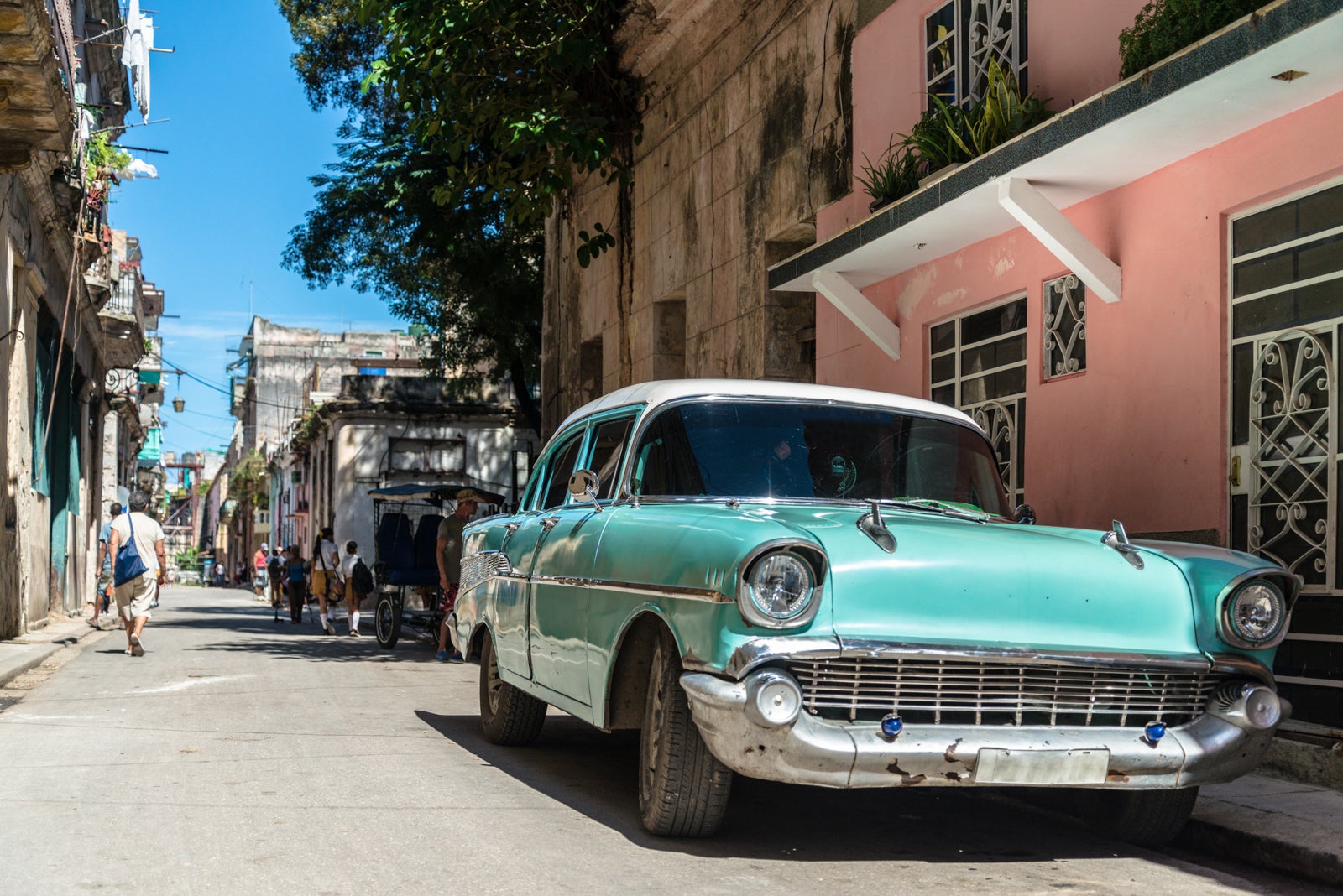 Cuba car city streats