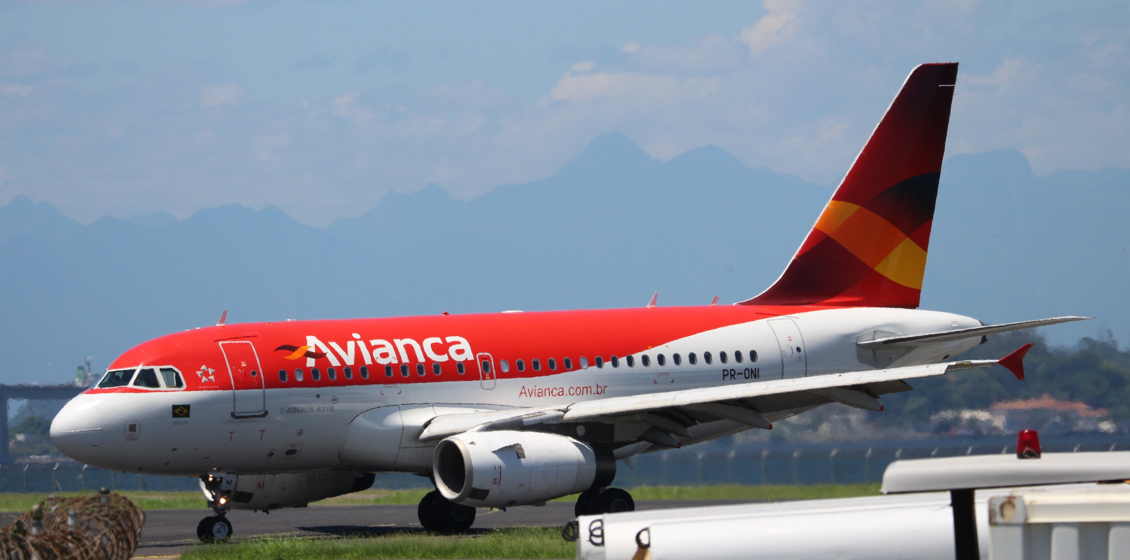 Airport of Rio de Janeiro increase flights and passengers