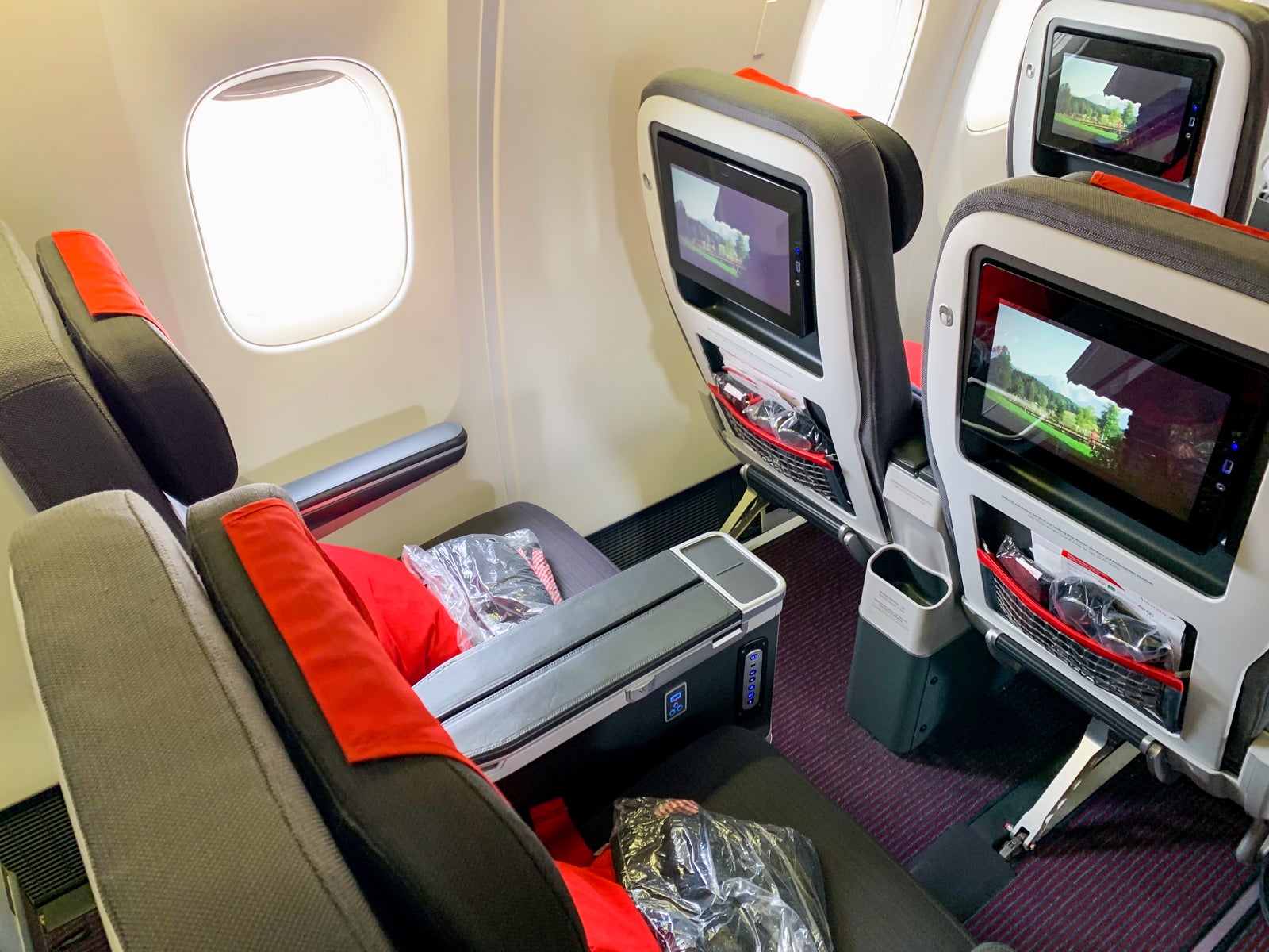Austrian Airlines 767 Premium Economy VIE-IAD