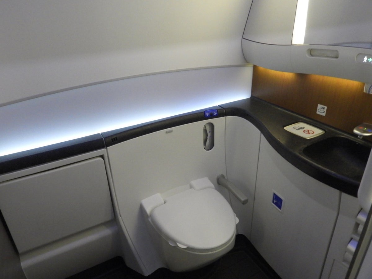 Your guide to American Airlines’ international premium cabins - The ...