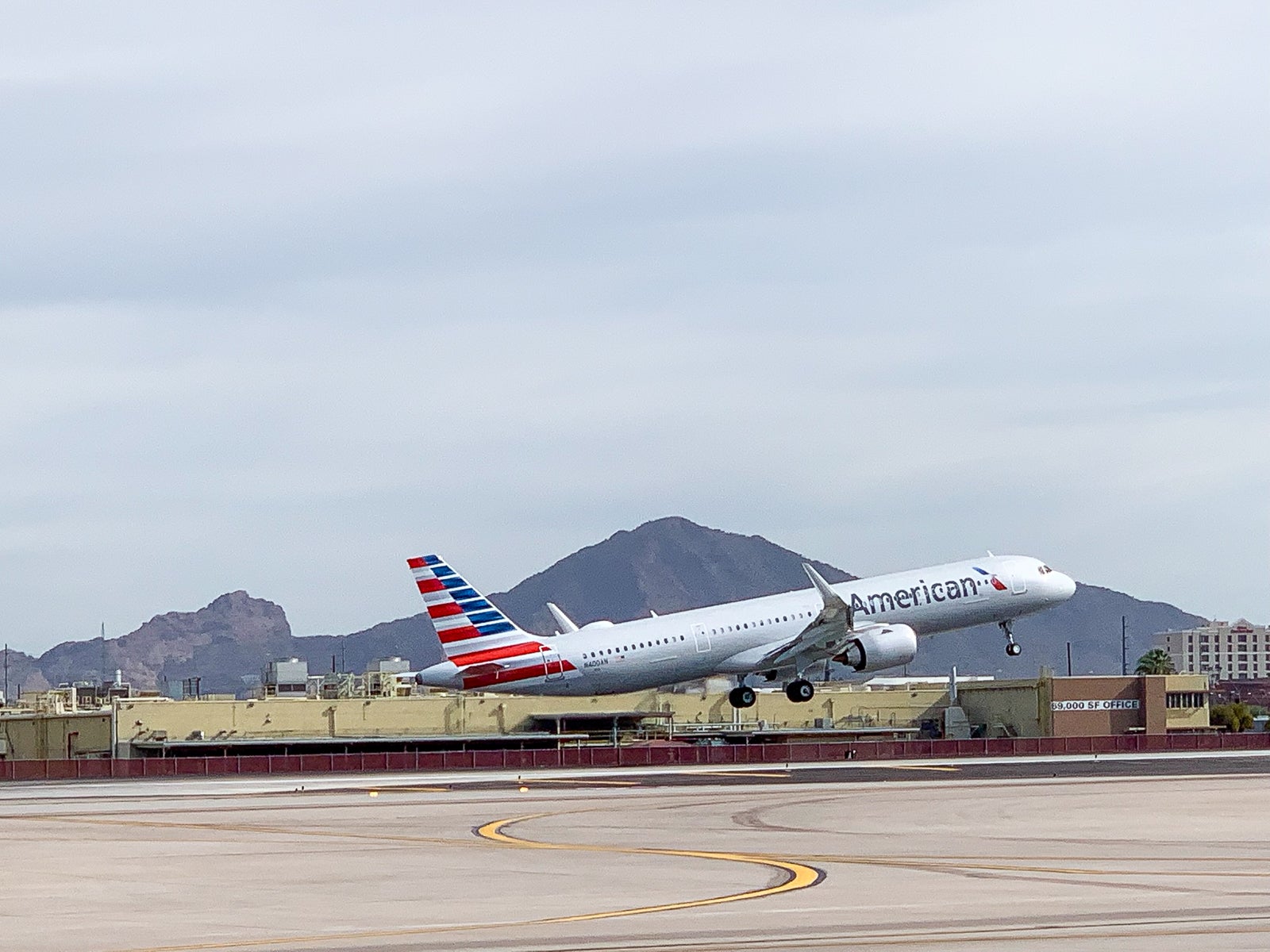 AA-A321neo-first-passenger-flight-takeoff-2-image-by-American-Airlines1