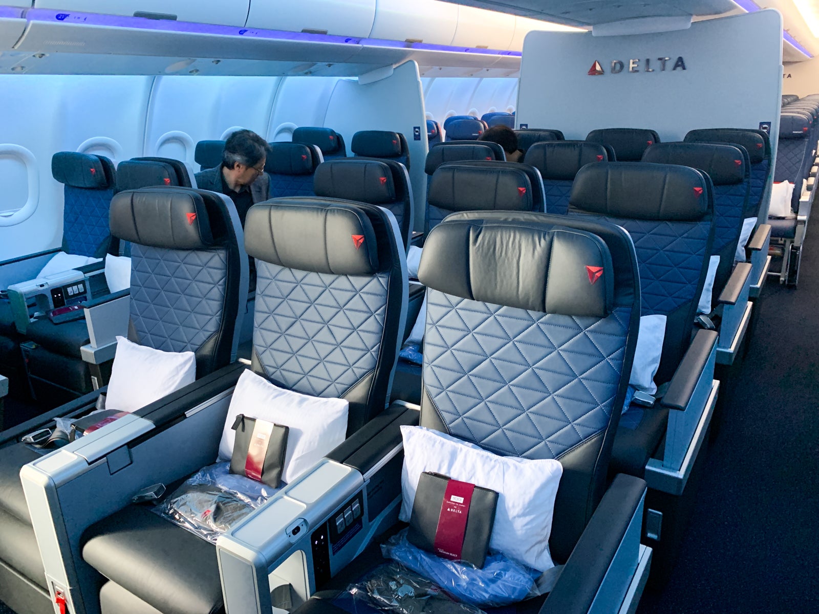 Review: Delta Airbus A330-900neo Comfort+ (New York – LA) - Point