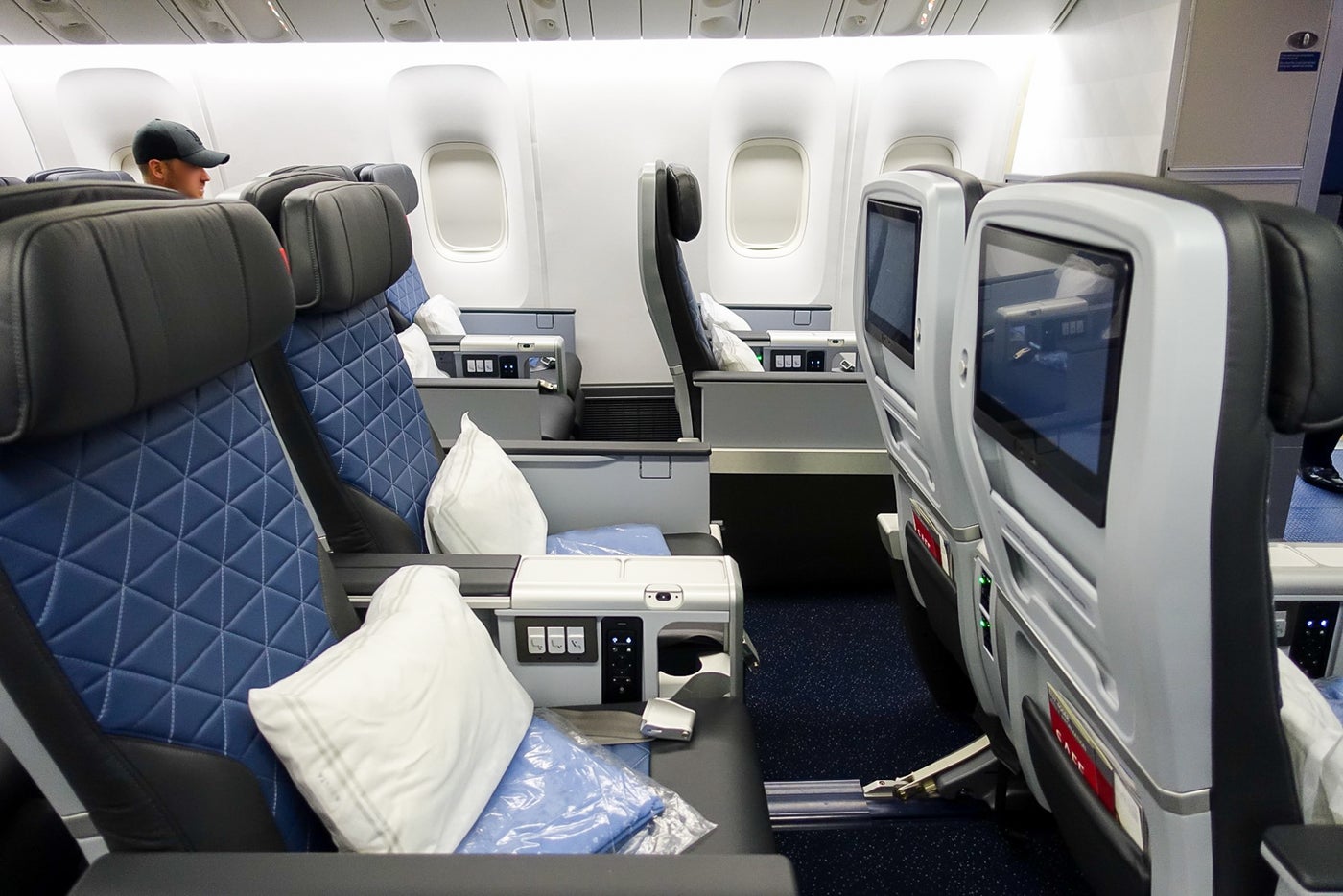 Aboard Delta's First Retrofitted 767400ER With BrandNew Delta One Seats