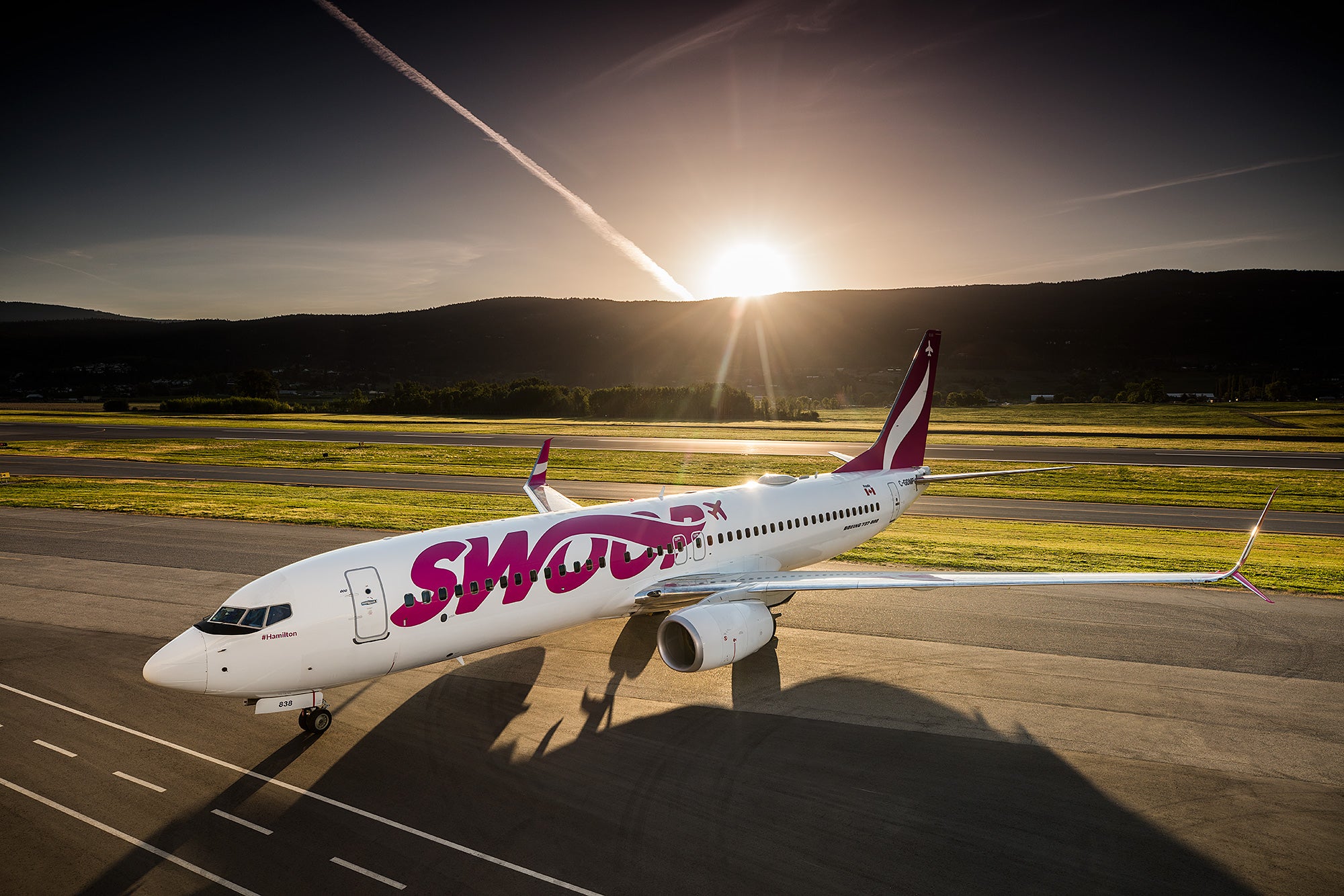 Канадские авиакомпании. Swoop Airlines. Low cost plane. Swoops.