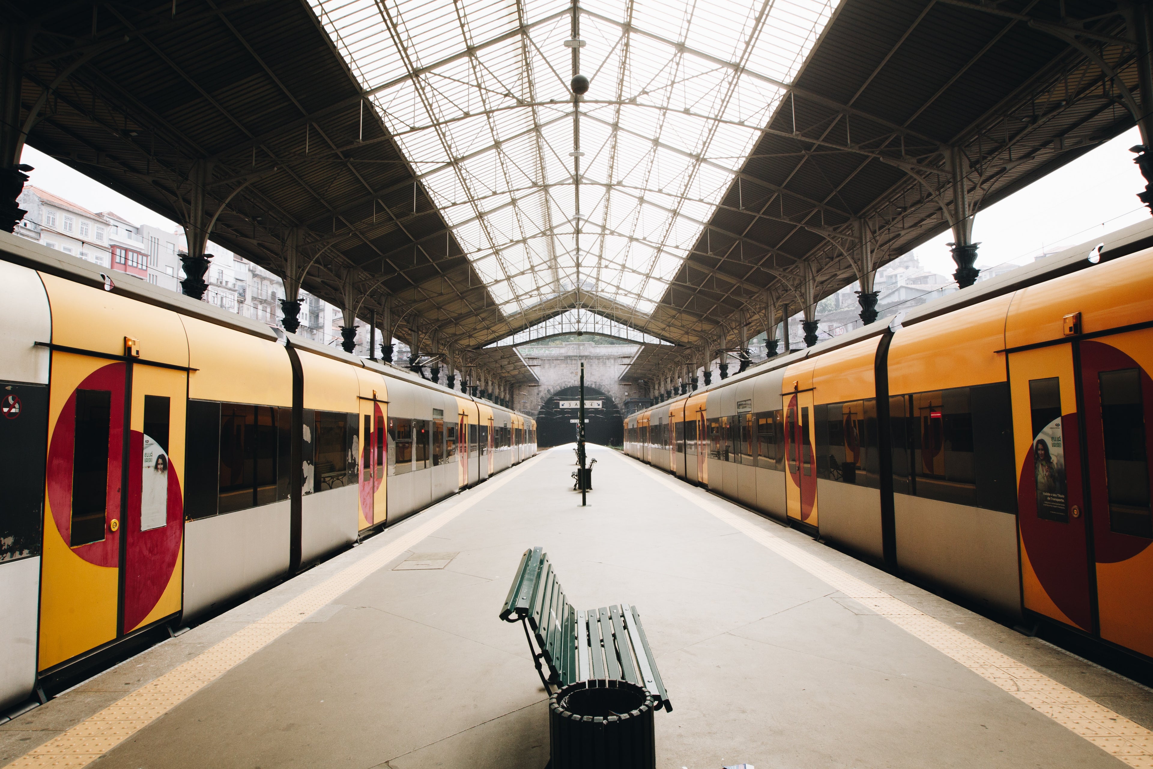 claudio-schwarz-purzlbaum-294j9hG1N3w-unsplash