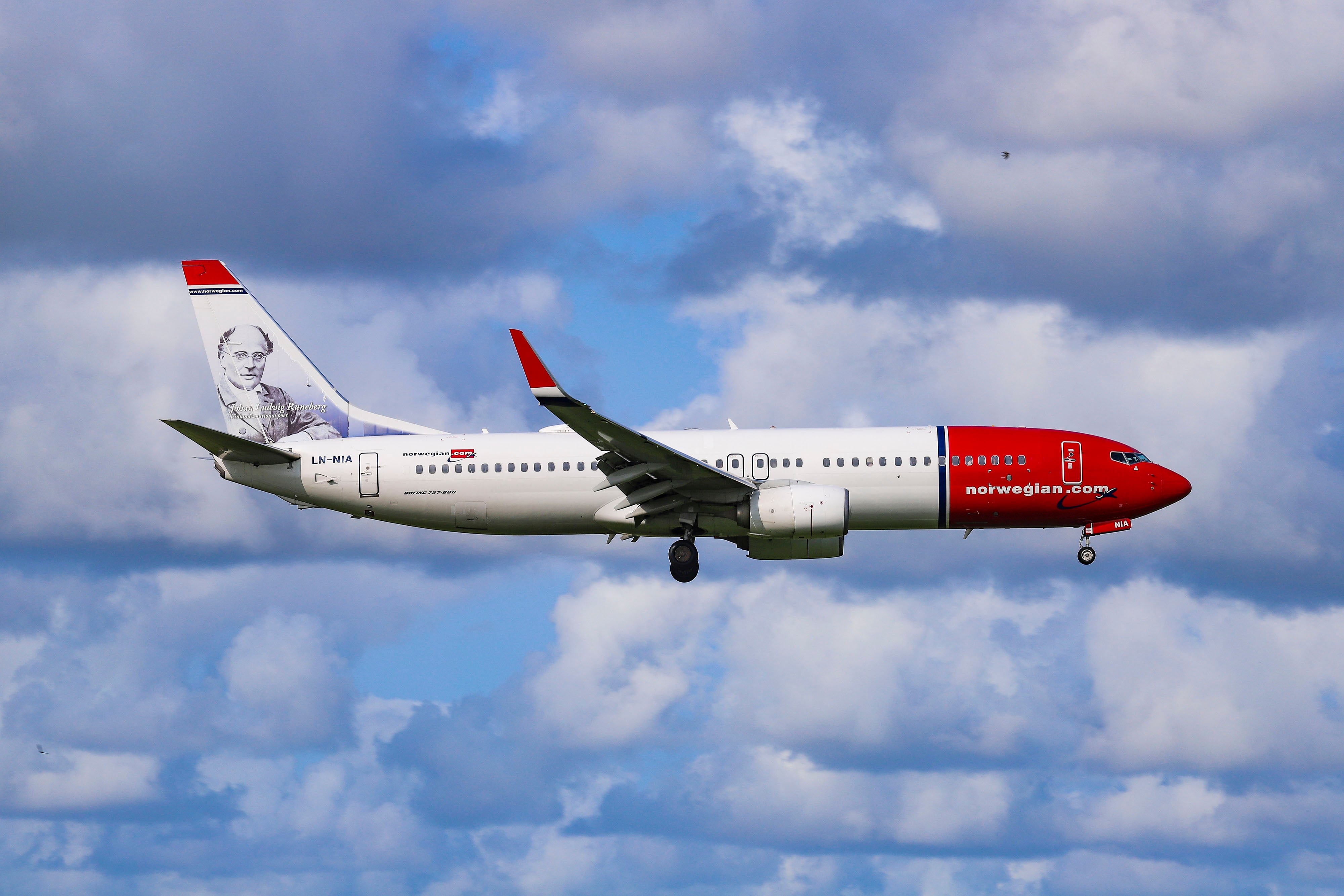 carry on size for norwegian airlines