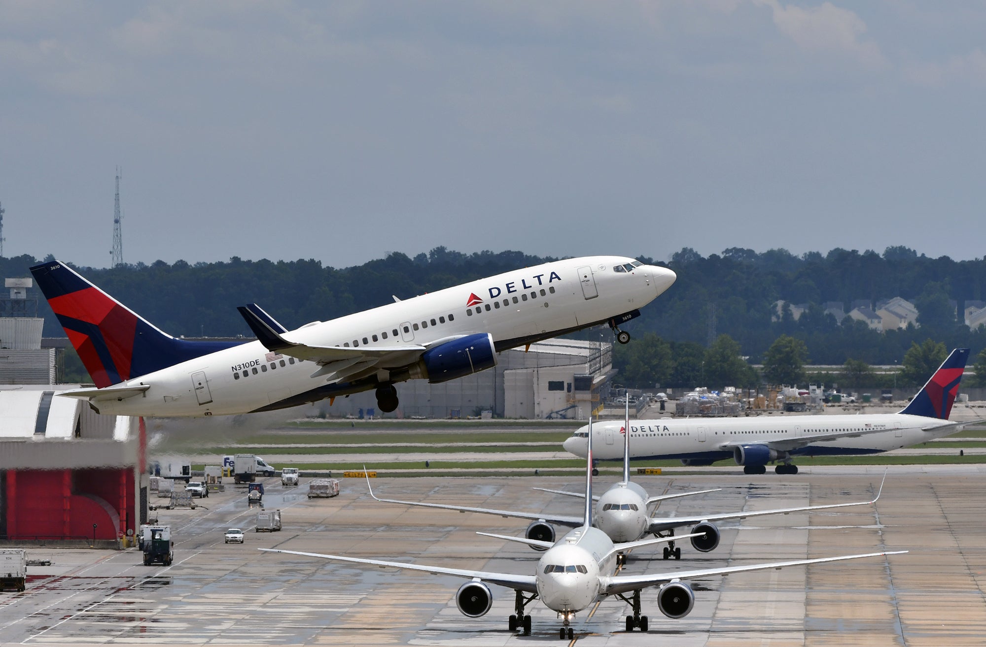 Delta Airlines 737-700 Atlanta