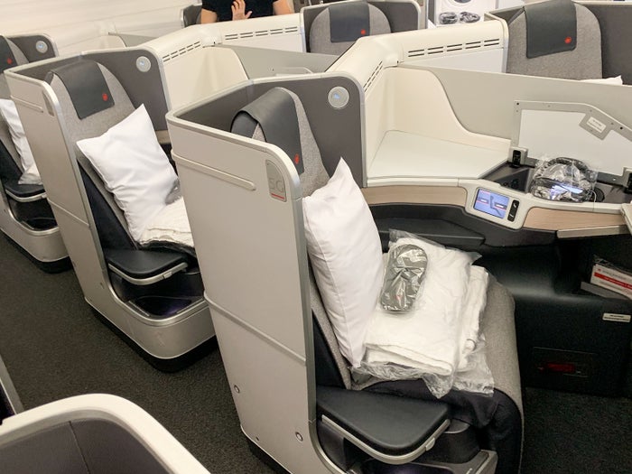 Review Air Canada 7879 Business Class Tokyo To Toronto 8957