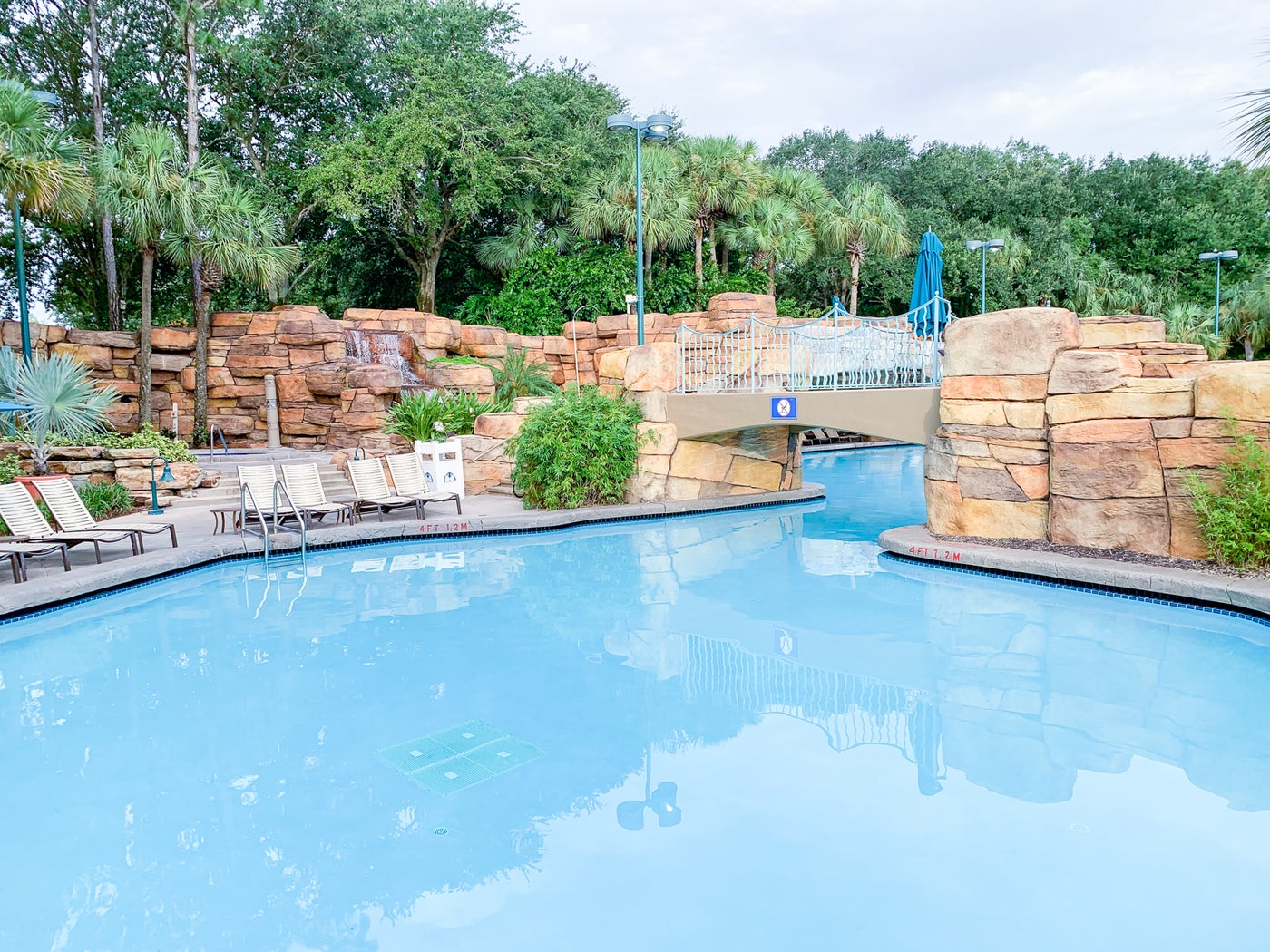 Comparing Marriott's Swan and Dolphin Walt Disney World Resorts