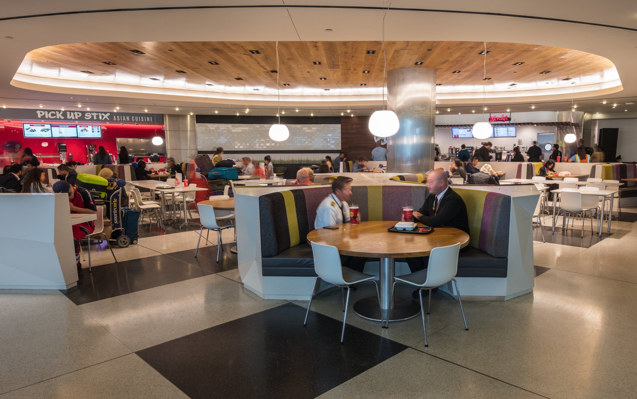 10 airport restaurants so good you won't want to leave the terminal