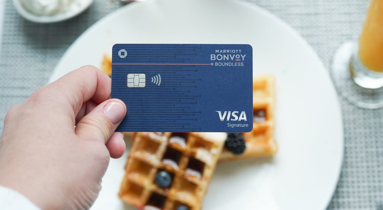 100,000 points and solid perks Marriott Bonvoy Boundless credit card