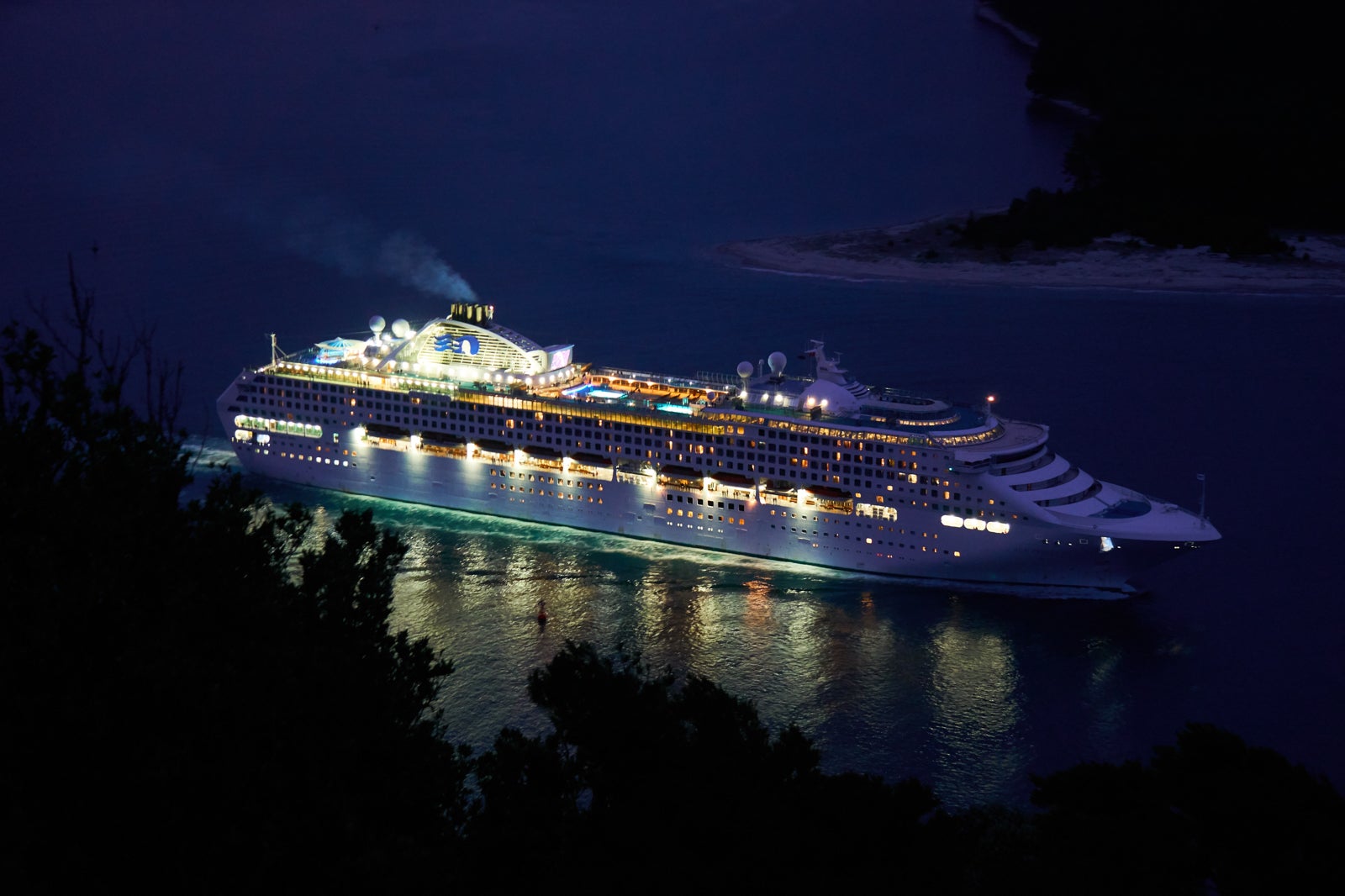 Cruise ship night