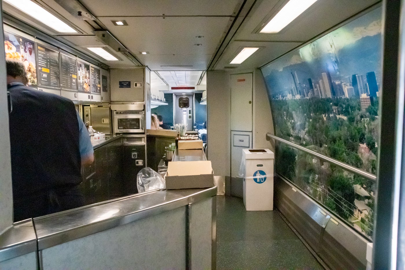 Review Amtrak