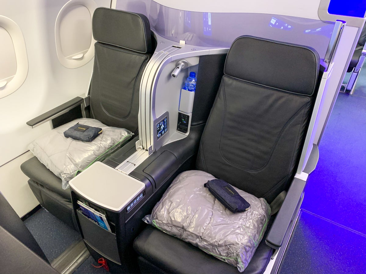 Review: JetBlue Mint on the A321, JFK to SEA - The Points Guy