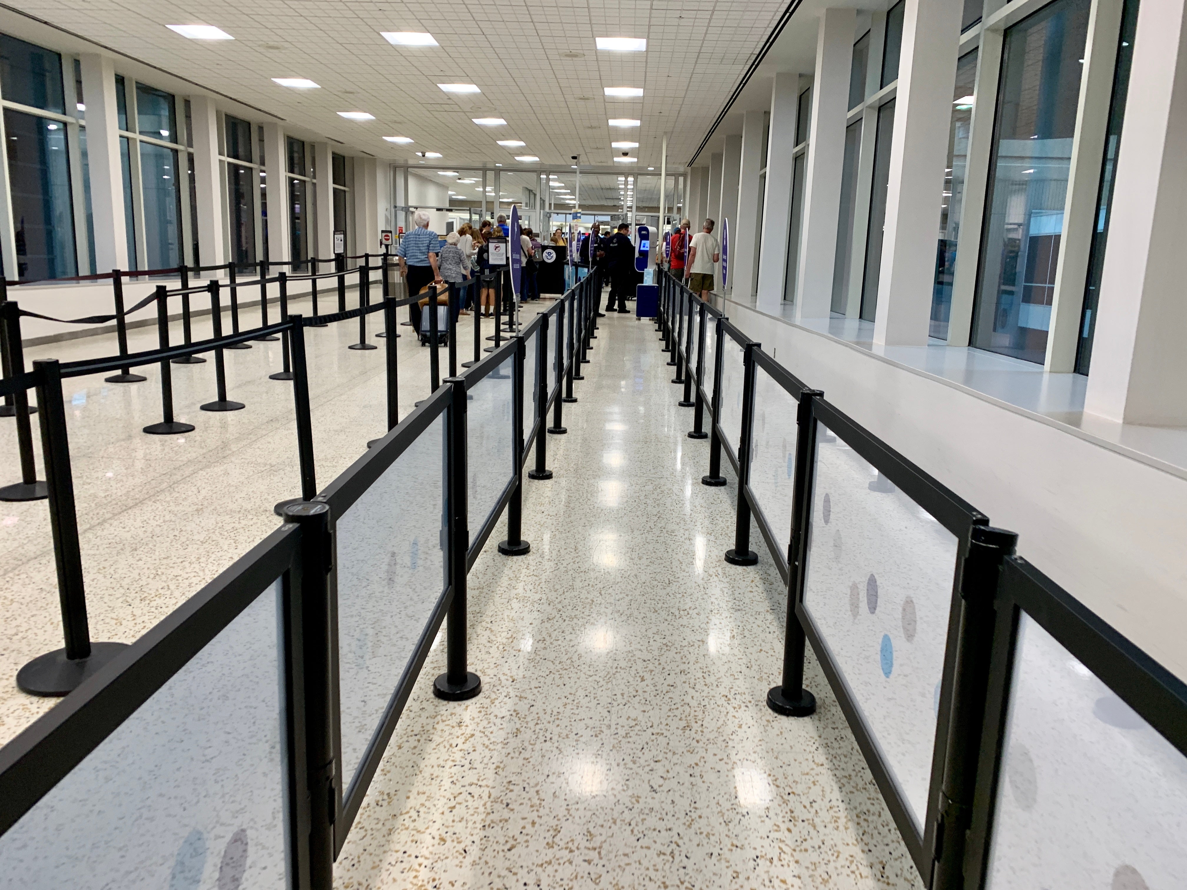 clear-is-opening-at-newark-airport-on-nov-1-the-points-guy